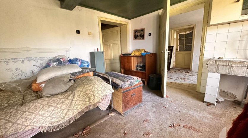 6baa854ee38806729c26477b0d9d412f 210824114932