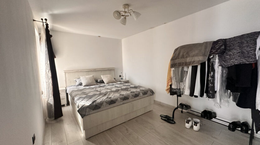 73e188d94a0c4a6959cdaf1ac5cd8458 210824080400