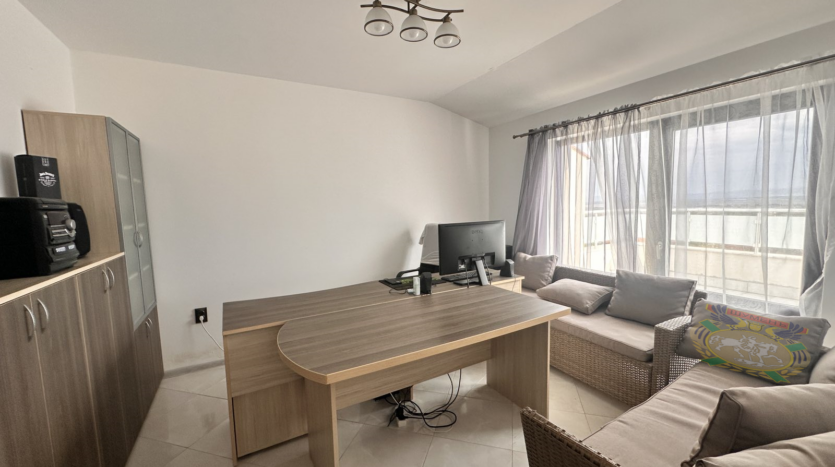 f39b2da851416f91f9989ad1c5593894 210824080358