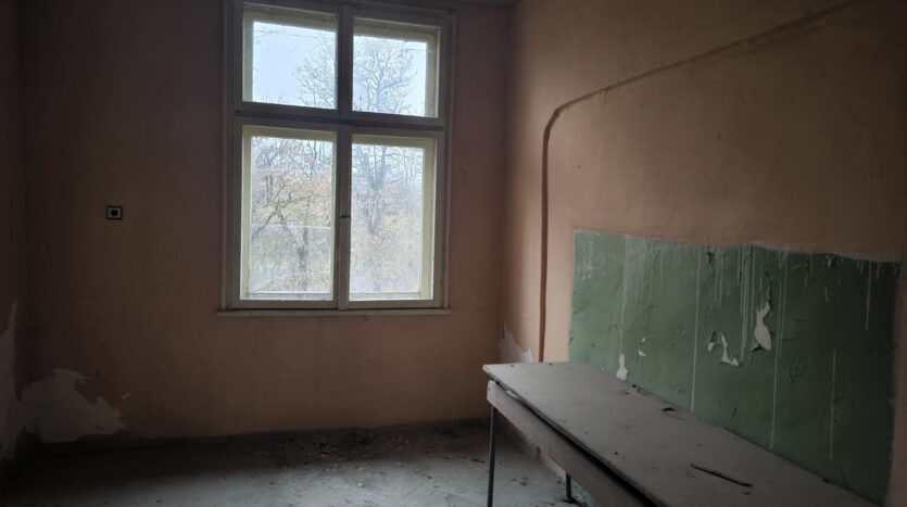 12db1bc325ec5f86ffe55577fc52857c 111224070913