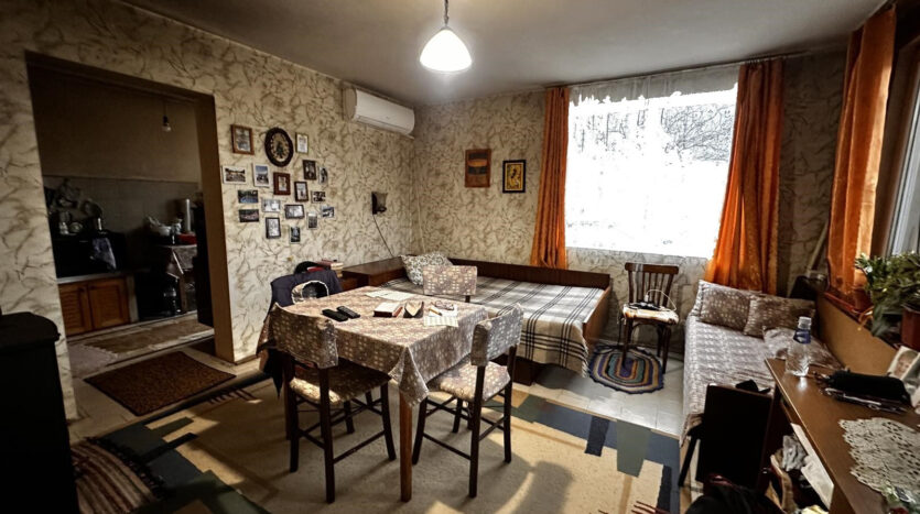 4f8ddf0175b431d7bc1d2f2769544693 051224025059