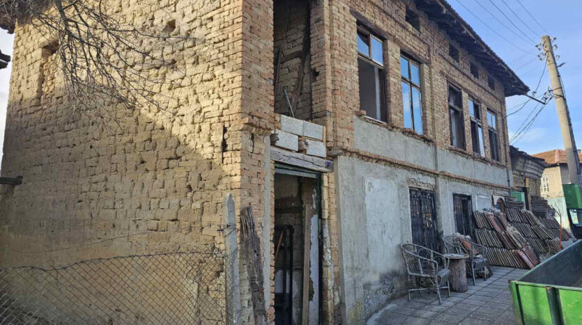 0101e327ff42361121bbb6136ce939a4 080125081606