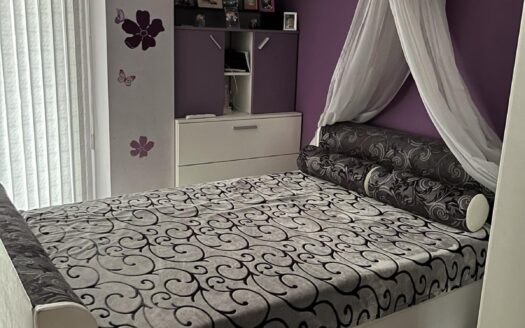 🏠 Изискан Тухлен Мезонет в Центъра на Града