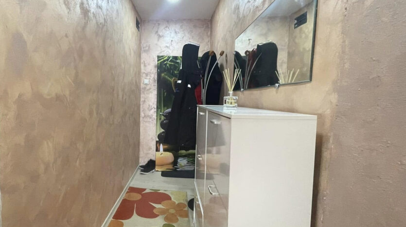 ee3605a52247e9c81873d6bcbfbef3e6 090425093216