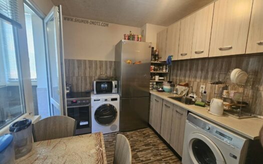 Двустаен апартамент Боян Българанов