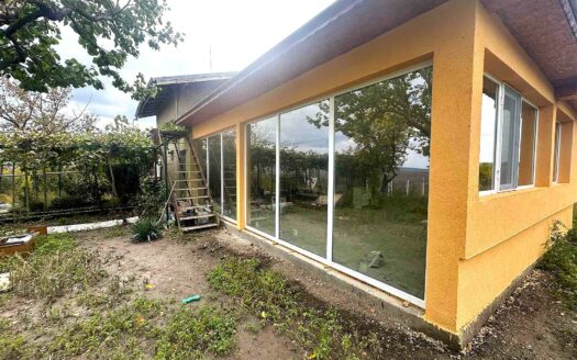 Къща в с. Струино