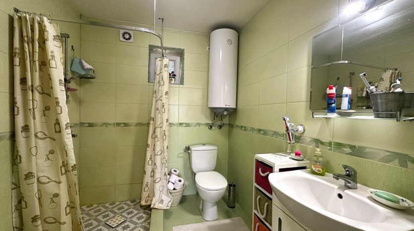 8b126dc0c3a4543913364bd50c09de9b 201125020625