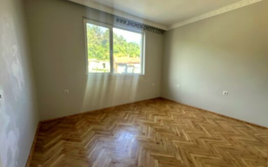 Продажба 3-стаен гр. Шумен – Томбул джамия