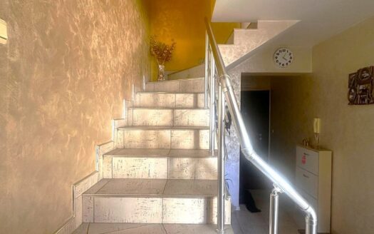 ПРОСТОРЕН МЕЗОНЕТ В РАЙОНА НА ВОЕННА БОЛНИЦА