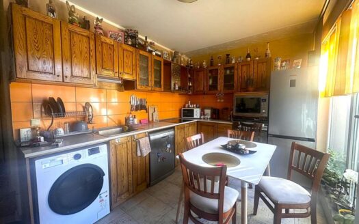 ПРОСТОРЕН МЕЗОНЕТ В РАЙОНА НА ВОЕННА БОЛНИЦА